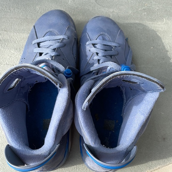 Blue suede Nike Air Jordan’s- 2018 - Picture 10 of 12